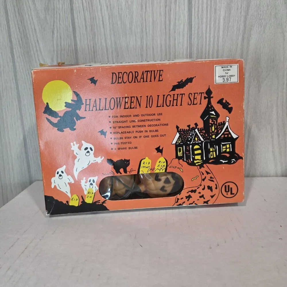 Vtg 10 Pumpkin Autumn Halloween Jack-O-Lantern Decorative String Lights